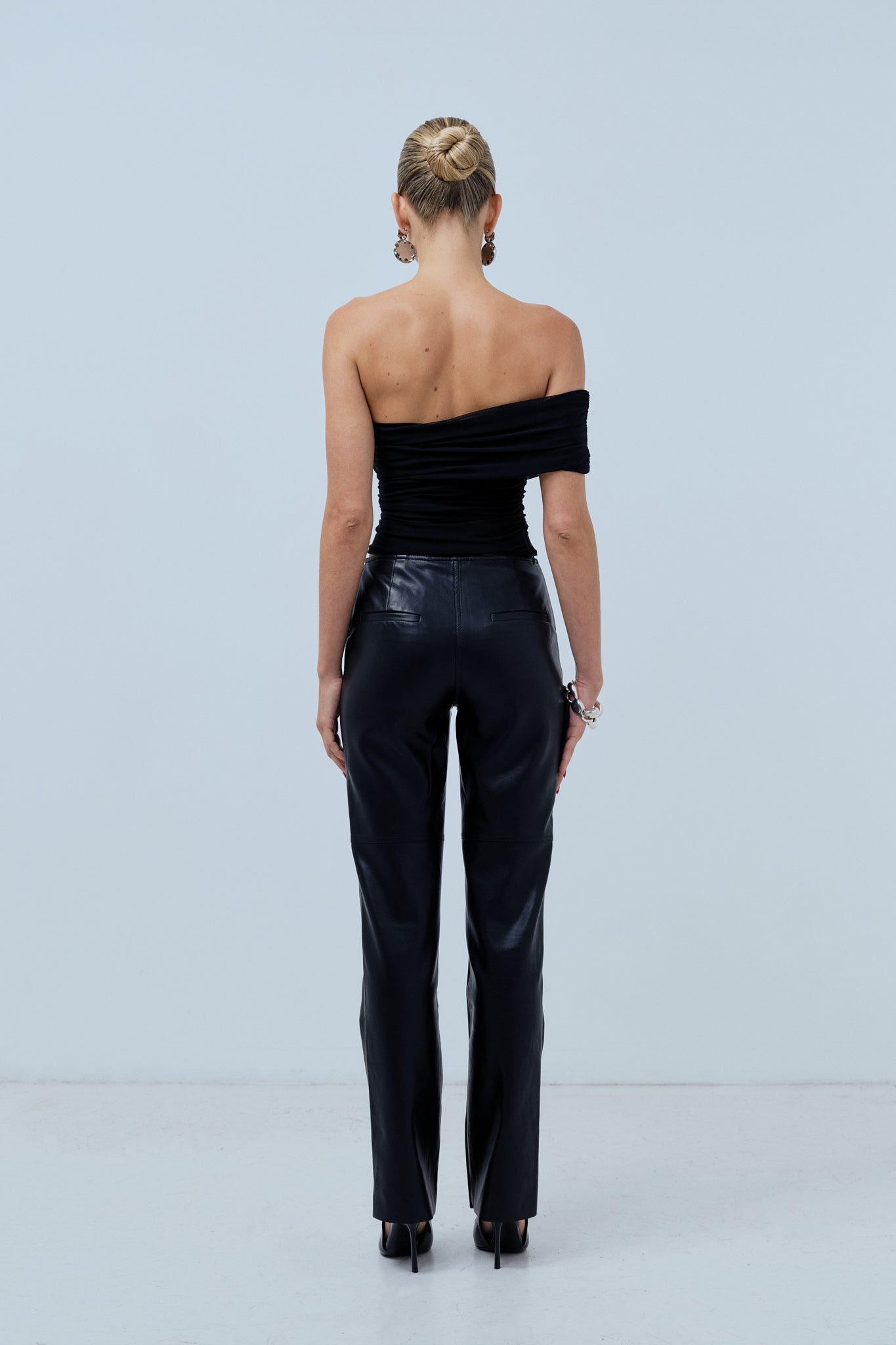 Vega Pants - Black